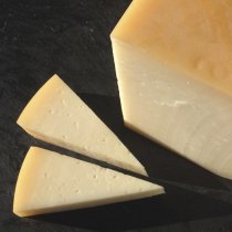 Cheese &quot;RANKOVIY&quot; Dooobra farm, 300 g (weight)